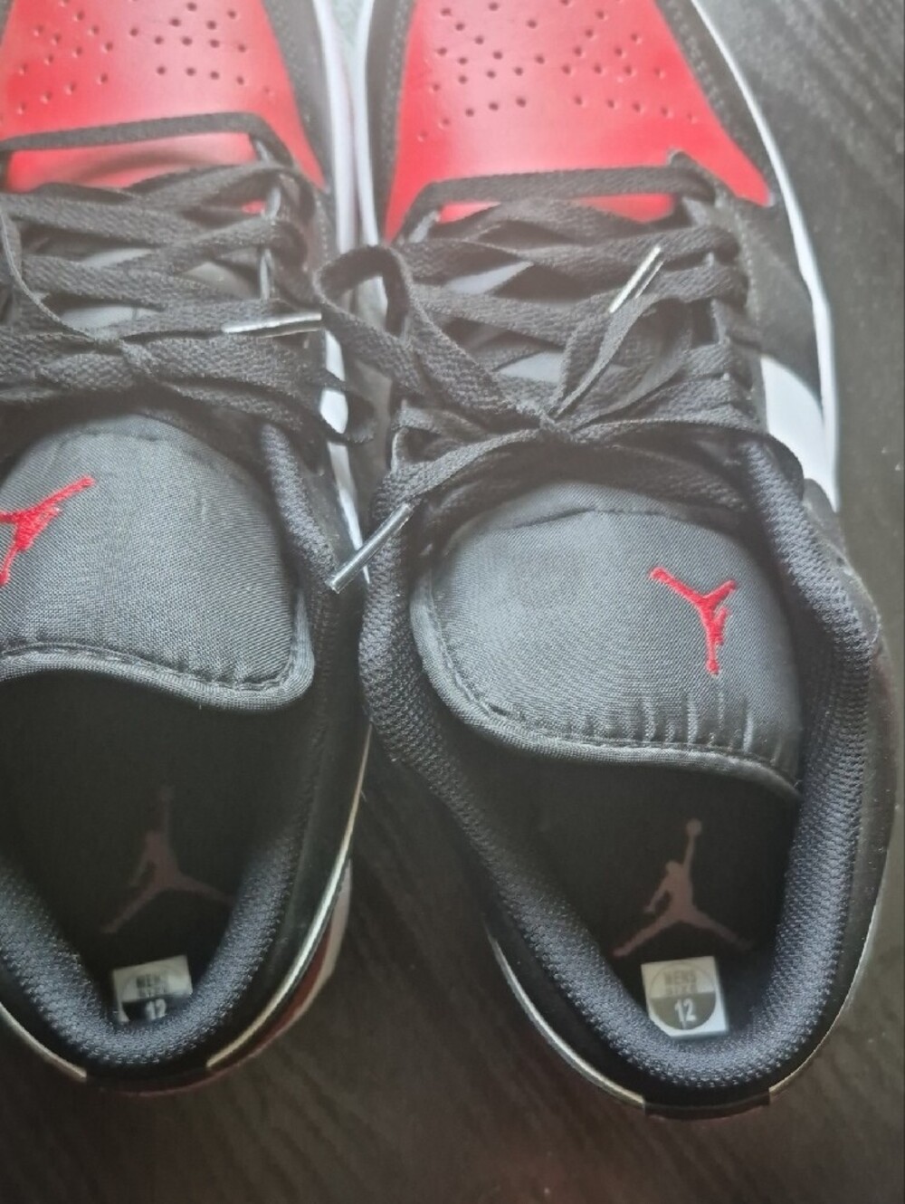 Nike Men's Low-Top Sneakers - Black, Red & White - Picture 7 of 8